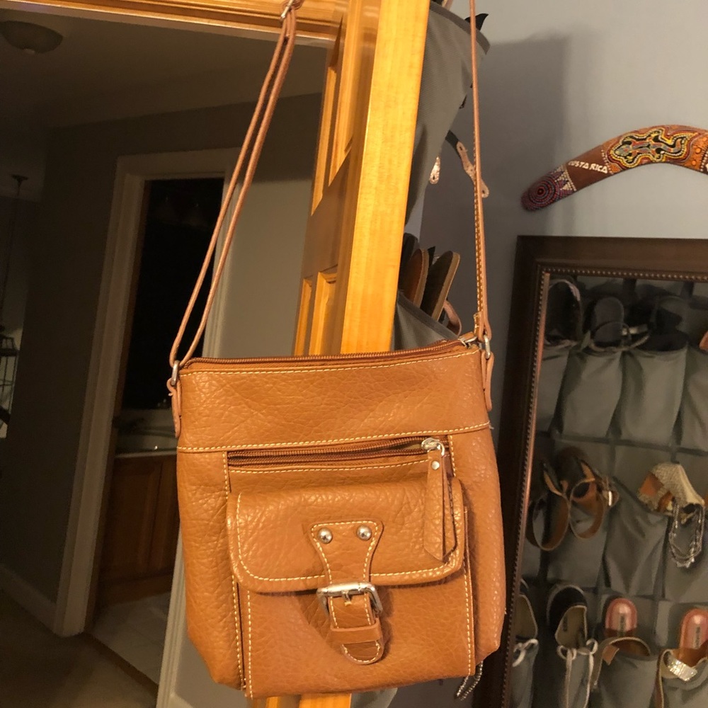 Purses - Picture 3 of 6